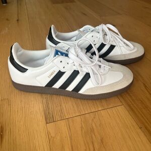 Adidas OG sambas
